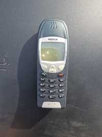 Zabytkowa Nokia 6210
