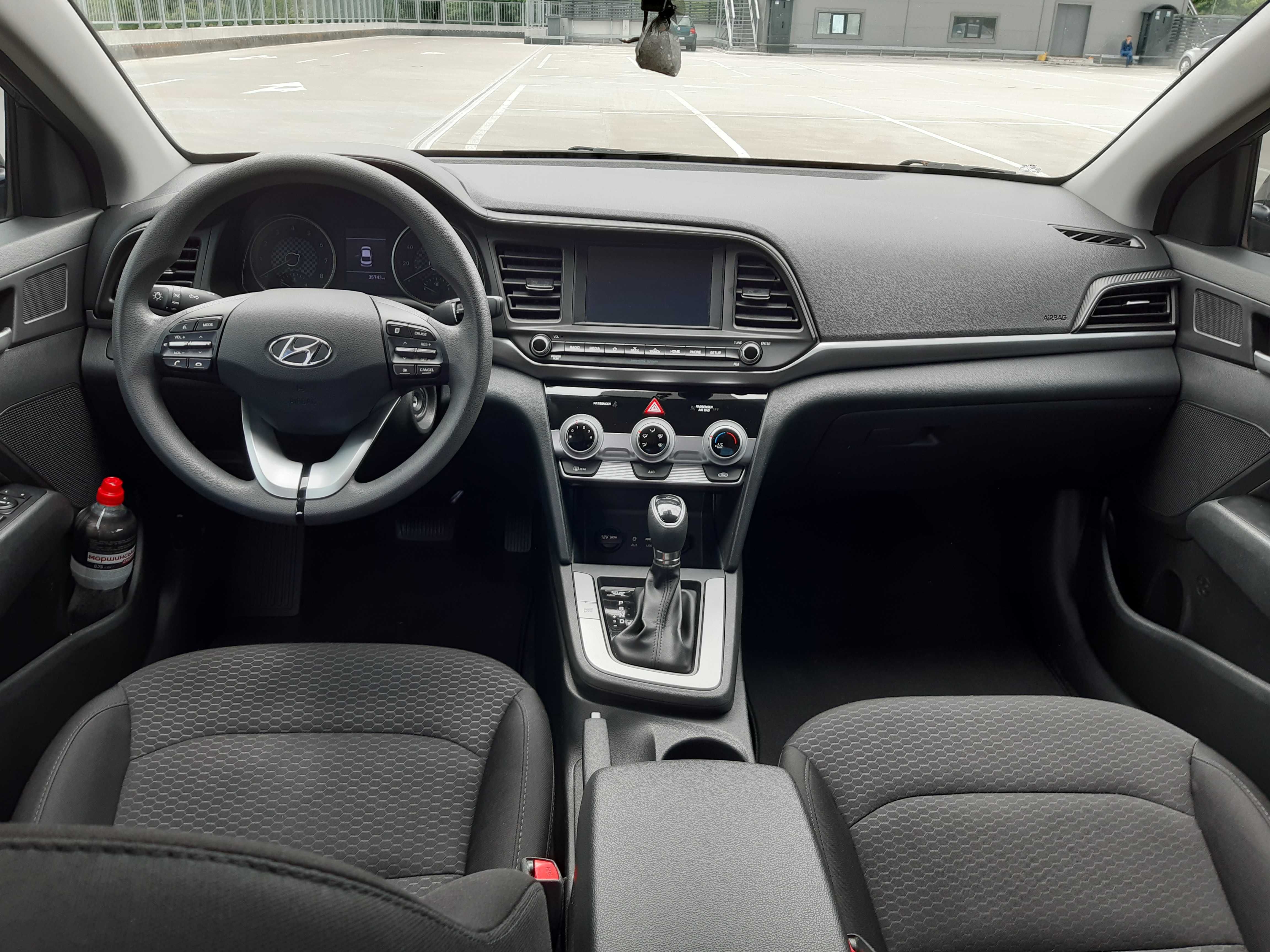 Аренда прокат авто Hyundai Elantra 2,0 АКП/ГАЗ ЕВРО4  от 30 $