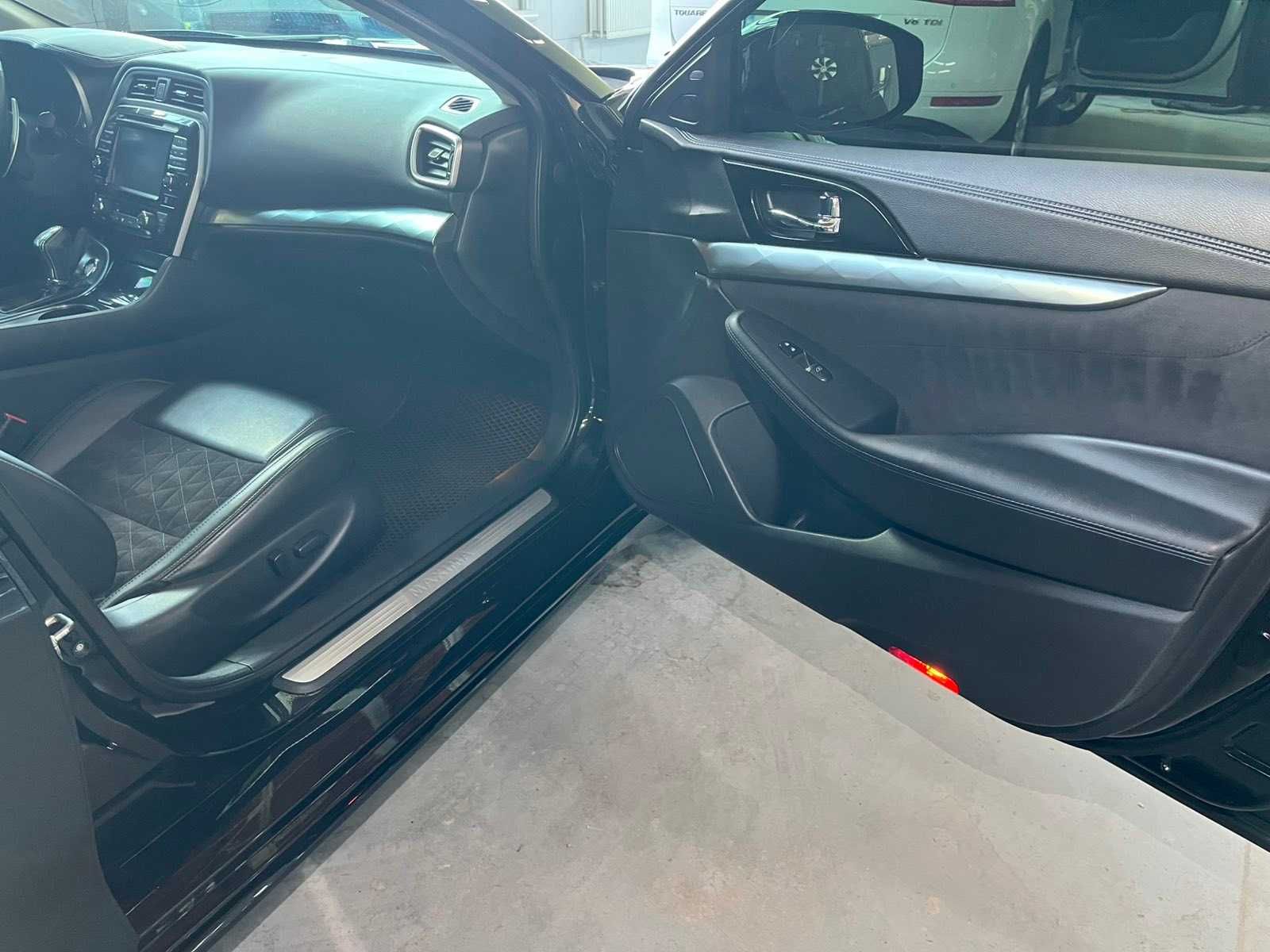 Nissan Maxima 2015