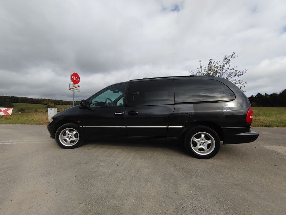 Chrysler grand voyager 2000r