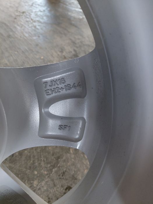 Продам диски 5×120 R16