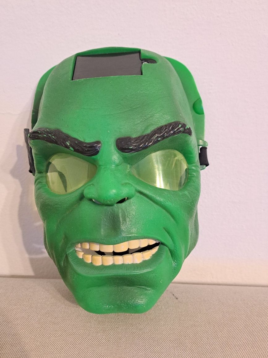 Maska Hulk Marvel swiecą się oczy