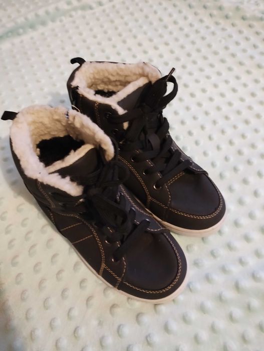 Buty jesienno-zimowe 33