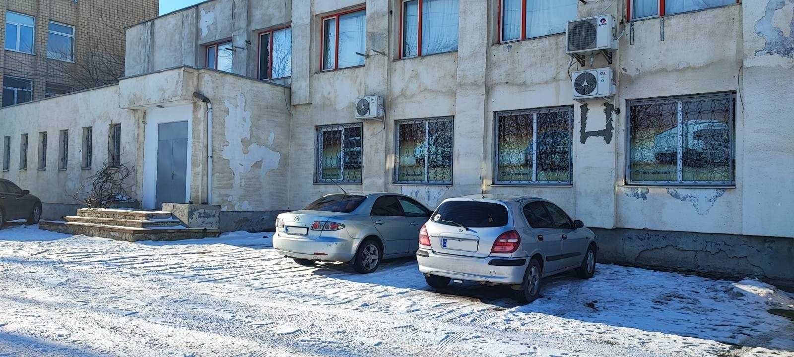 Аренда фасадного помещения 283м²