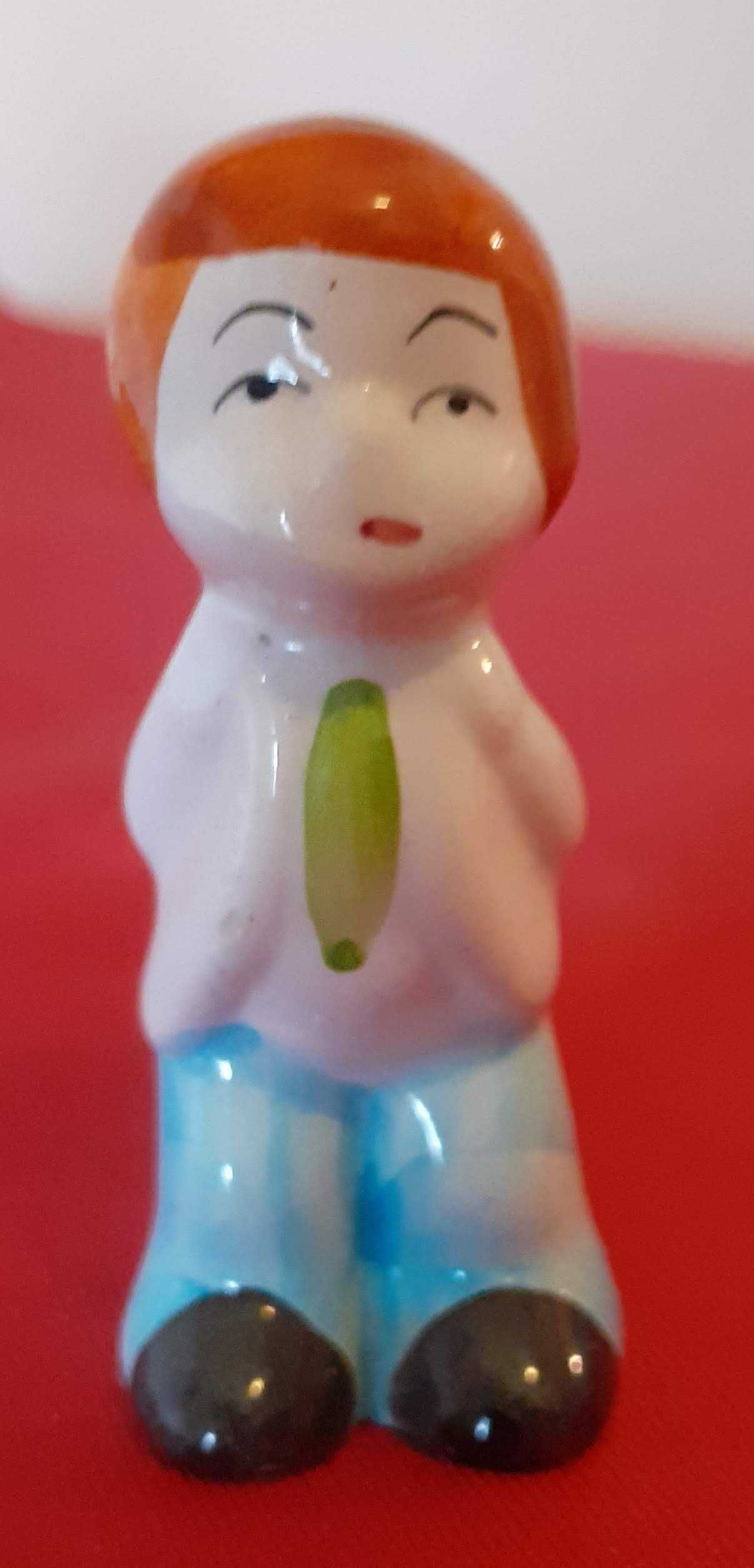5 Miniaturas em porcelana