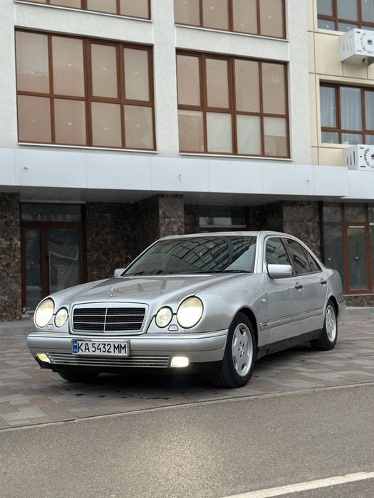 Mercedes e210 3.2 бензин автомат