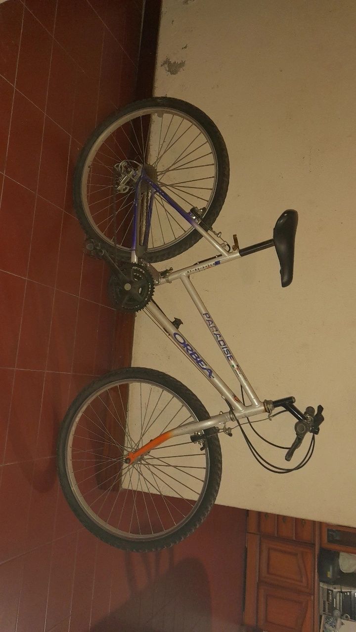 Vendo Bicicleta roda 26 em excelente estado