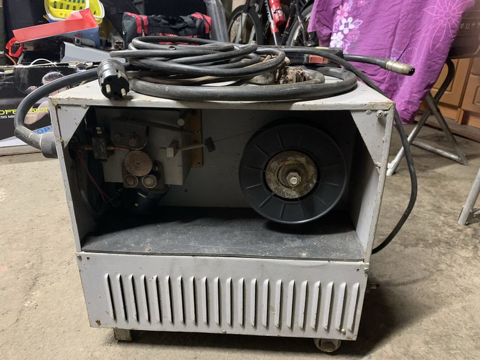 Продам зварювальний напівавтомат