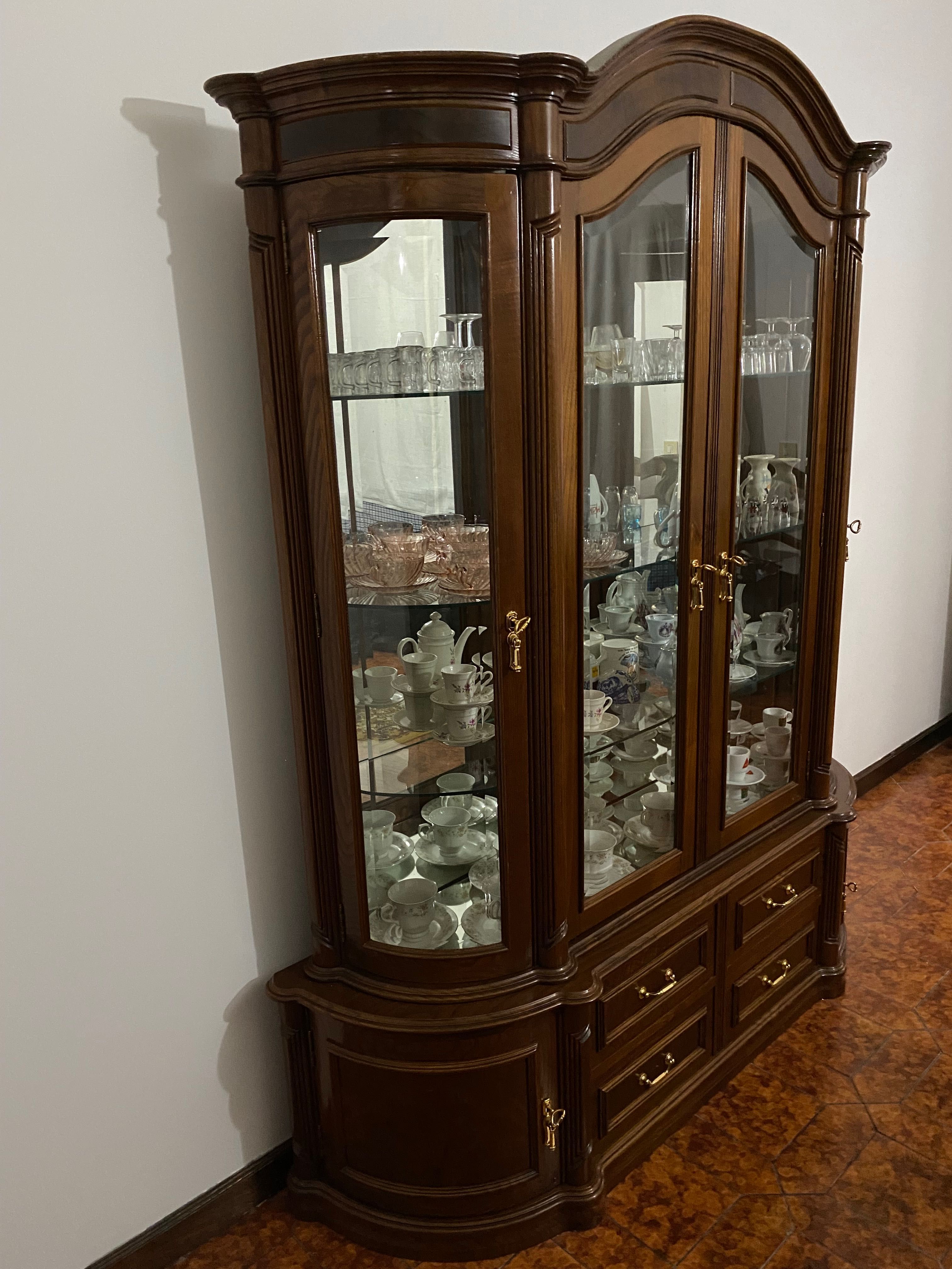 Cristaleira para sala