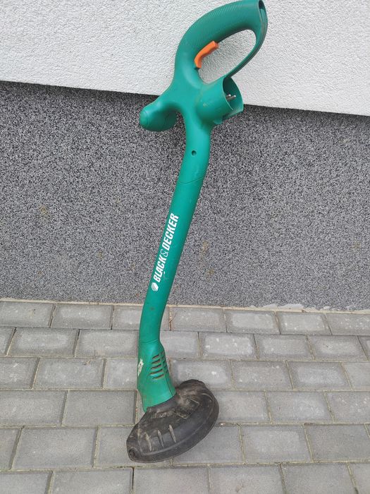 Podkaszarka elektryczna Black Decker Refleks GL30 300W kosa żyłkowa na