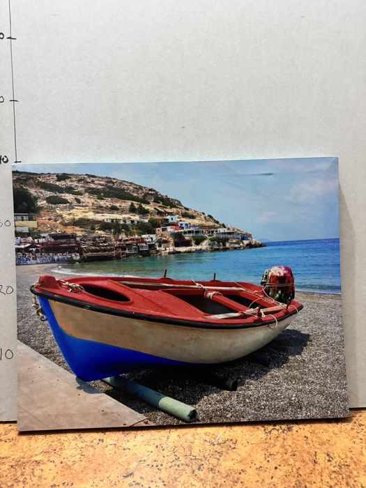 Quandro de um barco as cores