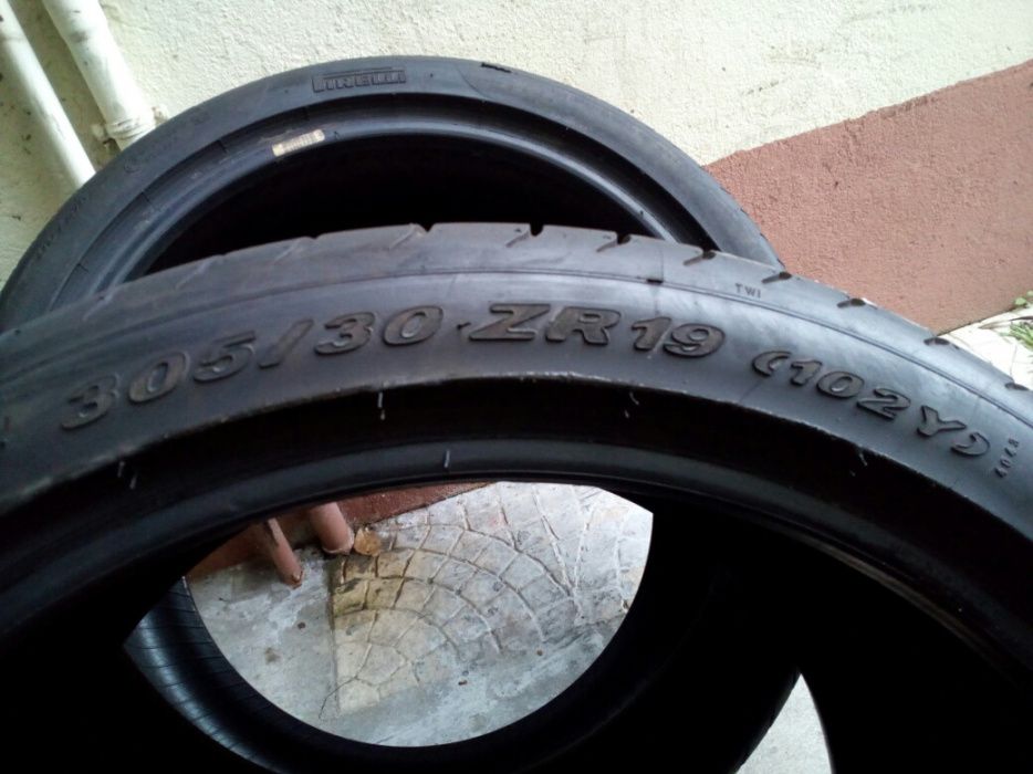 Pneus 305 30 r 19 pirelli n2 semi novos