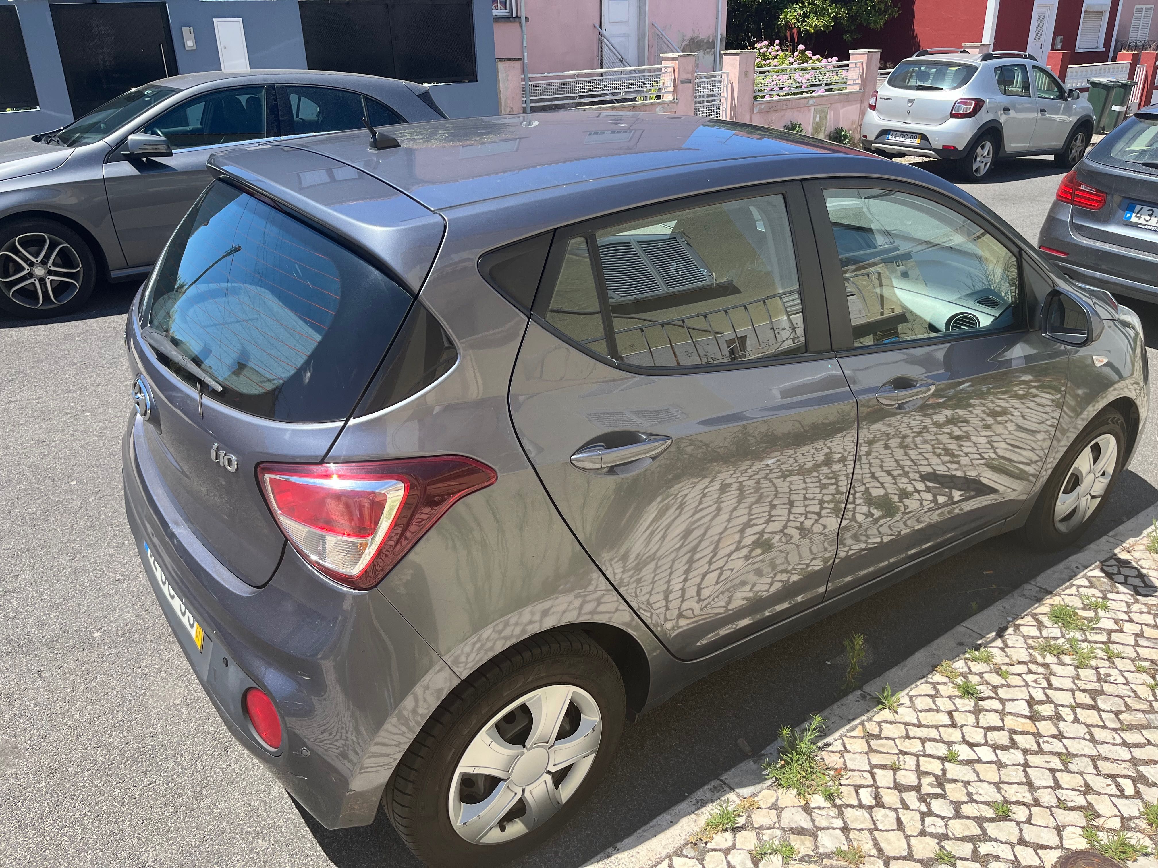 Carro Hyndai i10