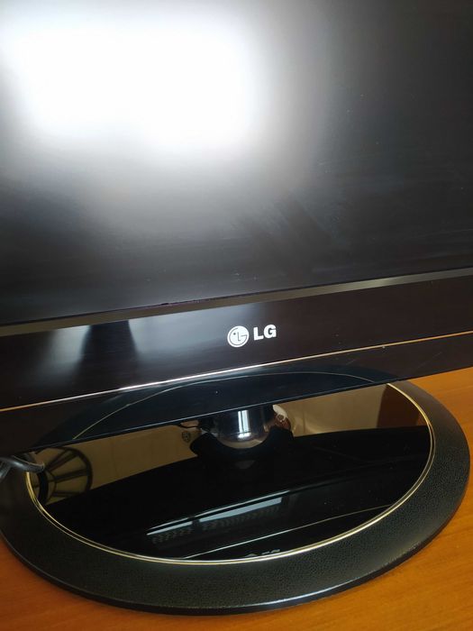 Televisão LG 80cm