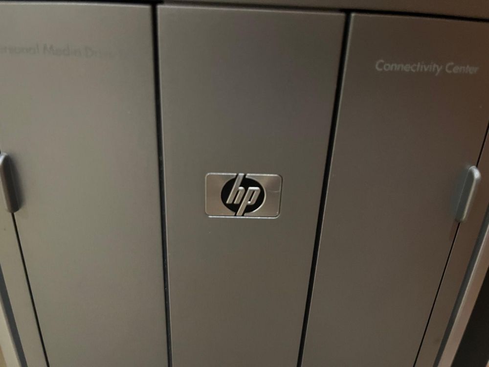 Computador HP Pavilion W5340 com monitor, teclado e rato