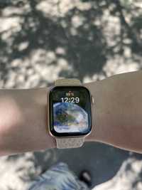 Часы Apple Watch 5