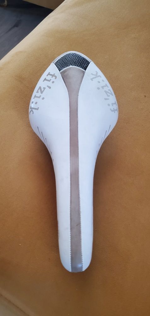 siodełko Fizik Arione Carbon Cx