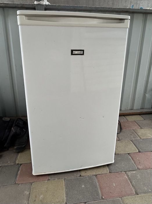 Морозильна камера Zanussi