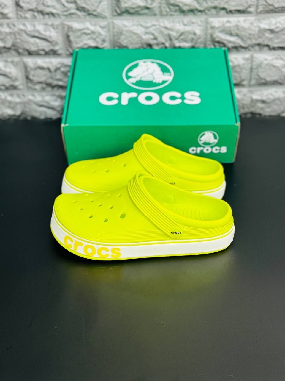 ЯРКИЕ Женские кроксы Crocs шлёпанцы салатового цвета Крокс 36-41