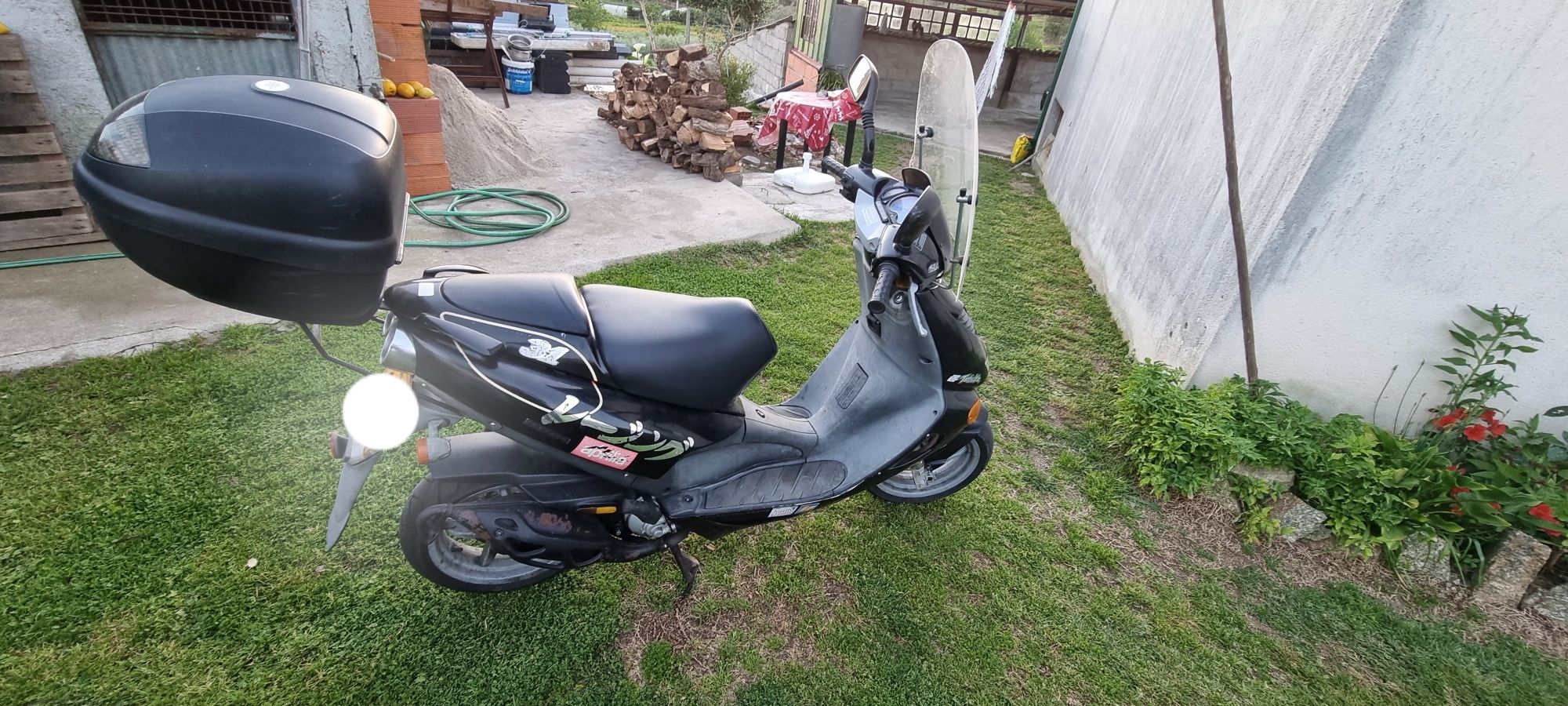 Scooter aprilia sr50