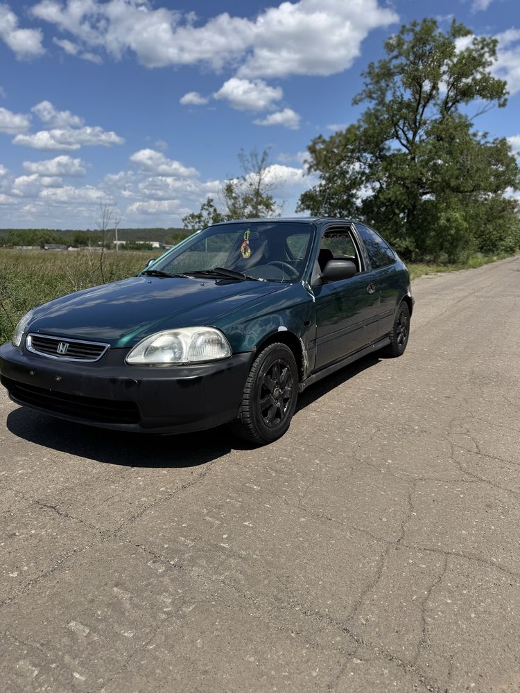 Хонда Civik 1.4i 1998г