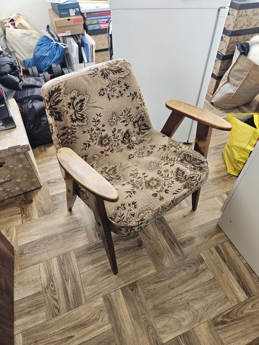 Fotel Chierowski 366 w oryginale PRL vintage