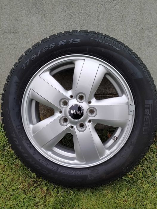 Koła zimowe 15" + czujniki Mini II One Cooper (F56), 175/65R15 Pirelli