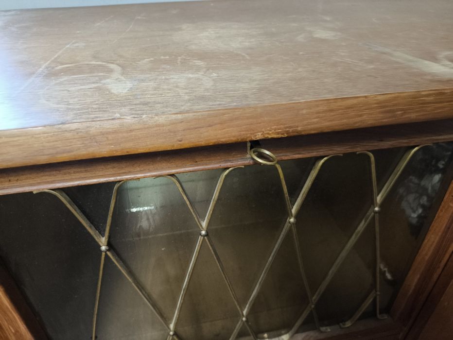 Witryna  podświetlana vintage