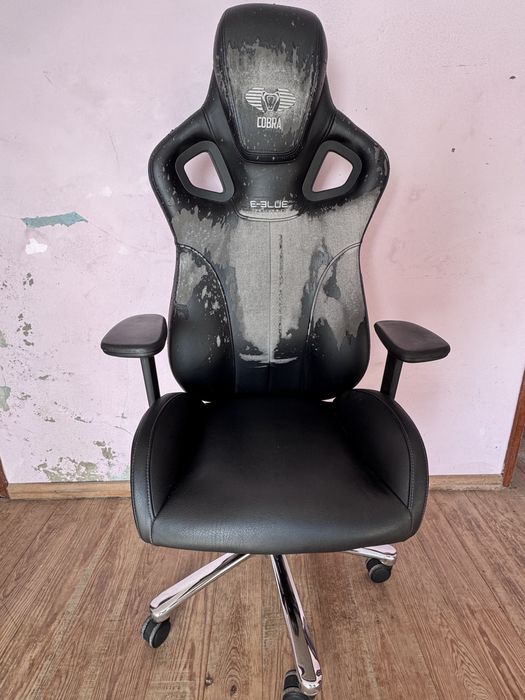 Cadeira gaming COBRA
