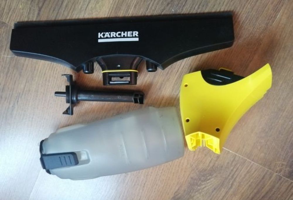 Ssawka z głowicą i kompletnym pojemnikiem do myjki Karcher wv2