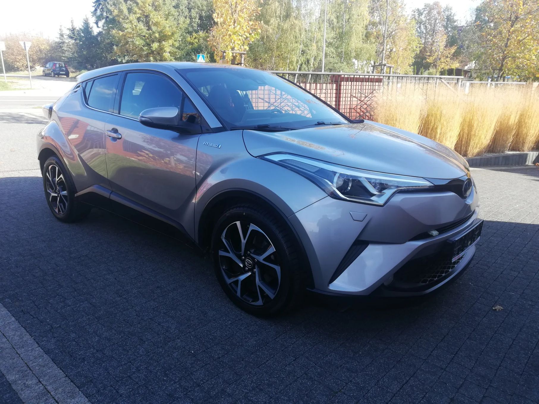 Toyota C-HR 1.8H TREND Bezwypadkowy Lakier Oryginał Gwarancja 1 ROK od TOY-CARS