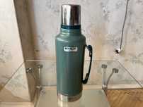 Термос Stanley Vacuum Legendary Classic 1,9л Плохо держит температуру.