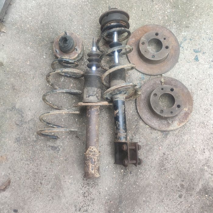 Стойка на Фиат Уно