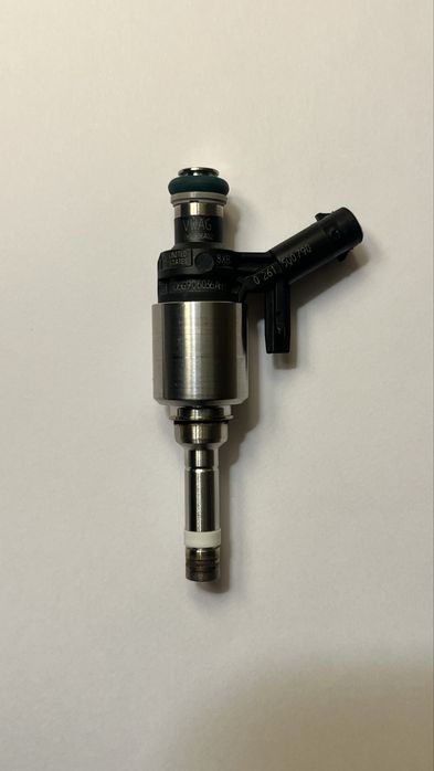 Форсунка палива 06G906036AH VAG Форсунка впрыска топлива