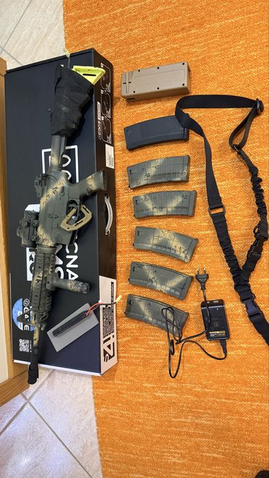 Desert Eagle (Marui) + M4 (Specna) — junto ou separado