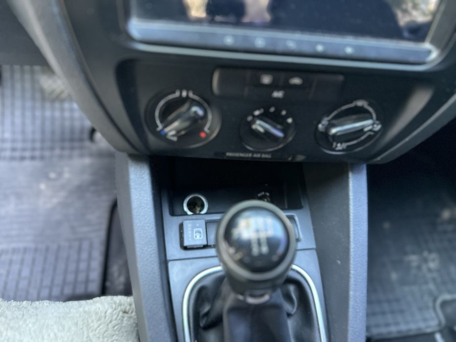 Volkswagen Jetta 2012 2,0 газ/бензин