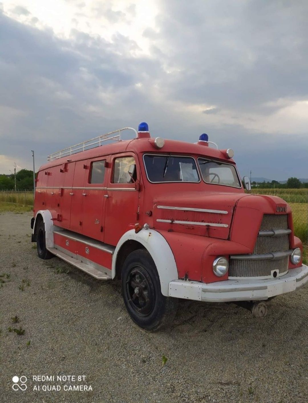 Wóz strażacki antyk z 1957 r