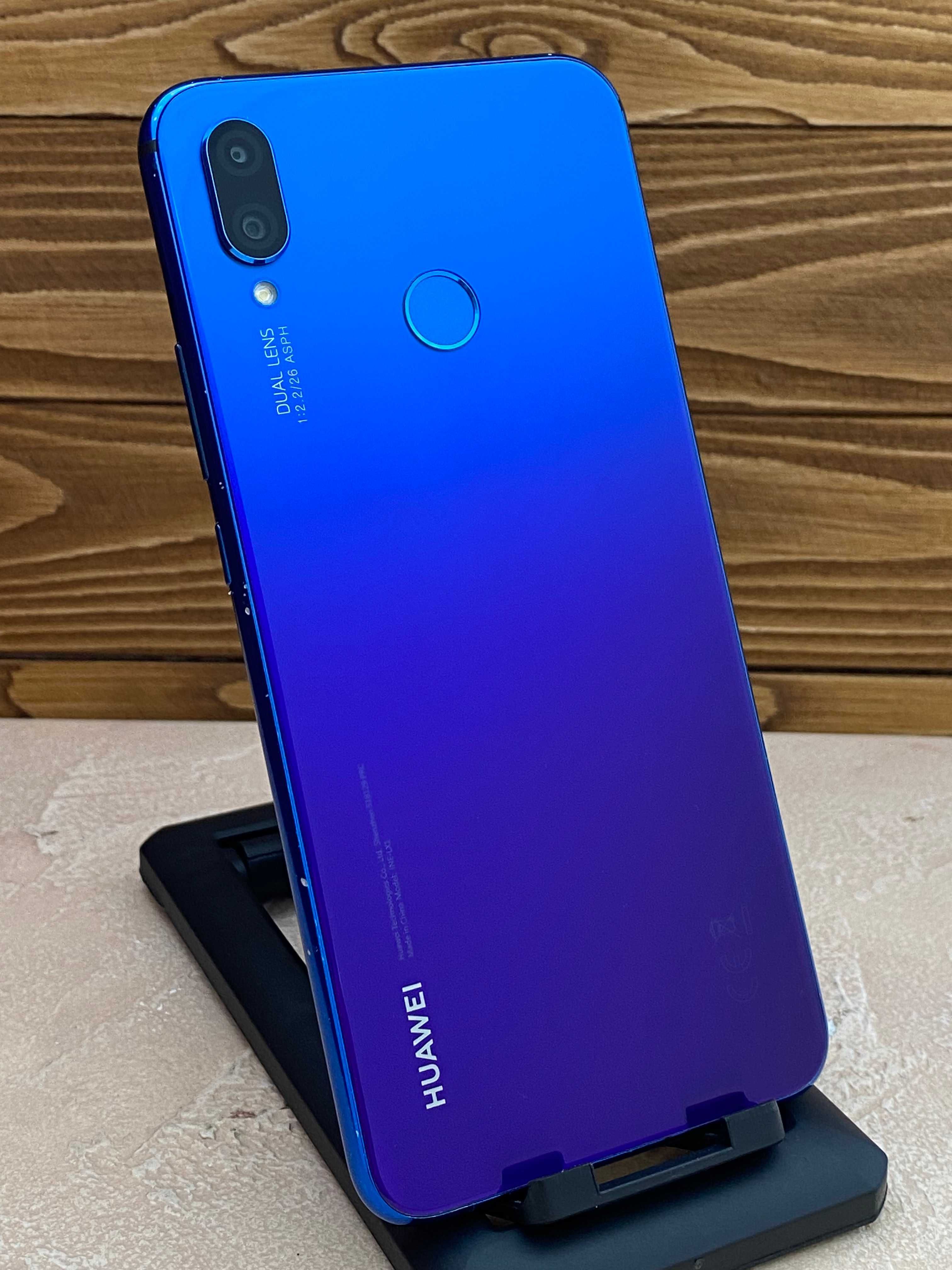 Смартфон Huawei P smart plus 64 Gb (57651) Уцінка