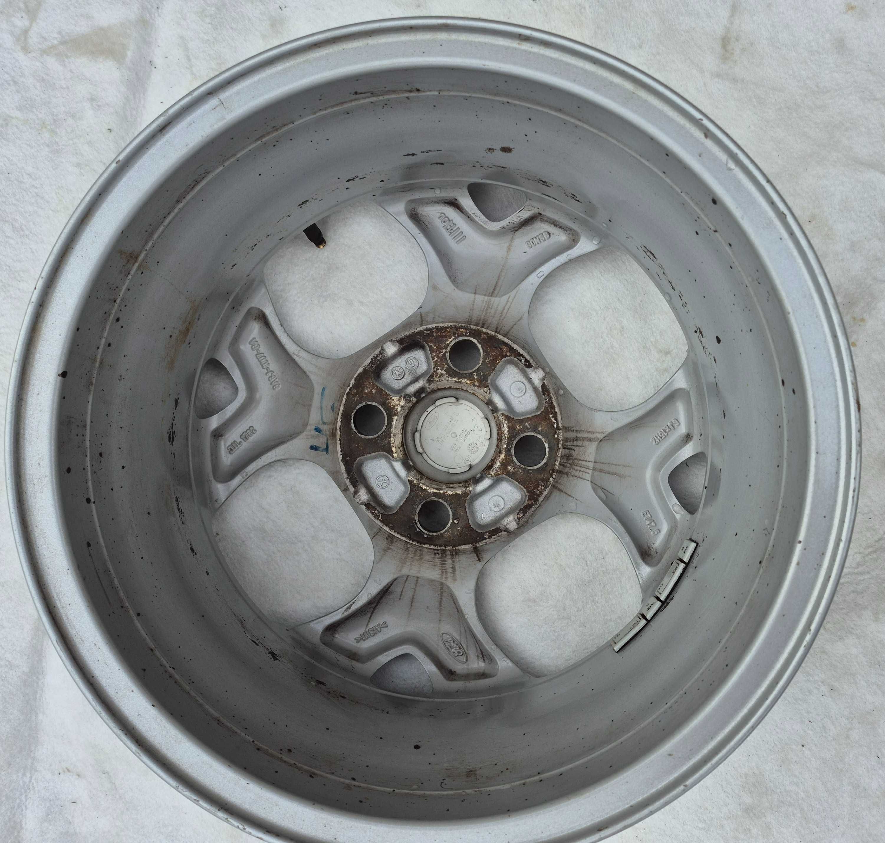 Felgi Ford 15"x6" ET47,5  4x108