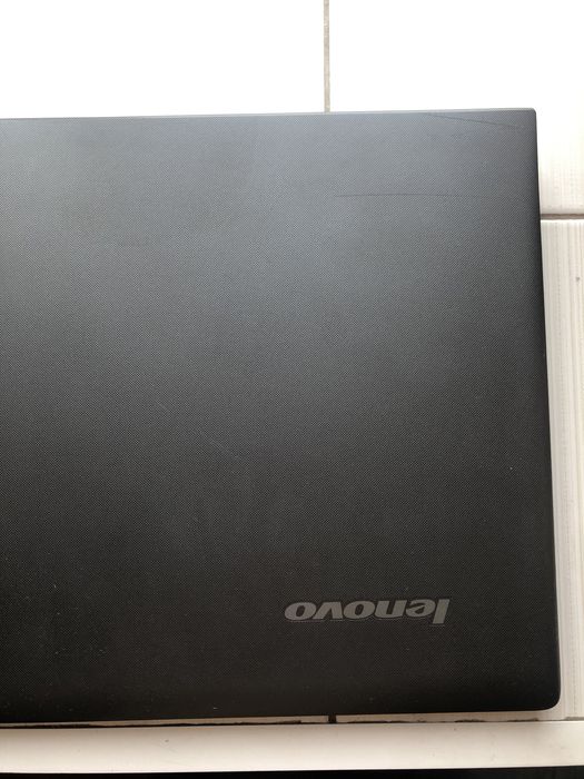 Мощный ноутбук Lenovo b50-50 i5 5 пололения 120 ssd + 1t hdd