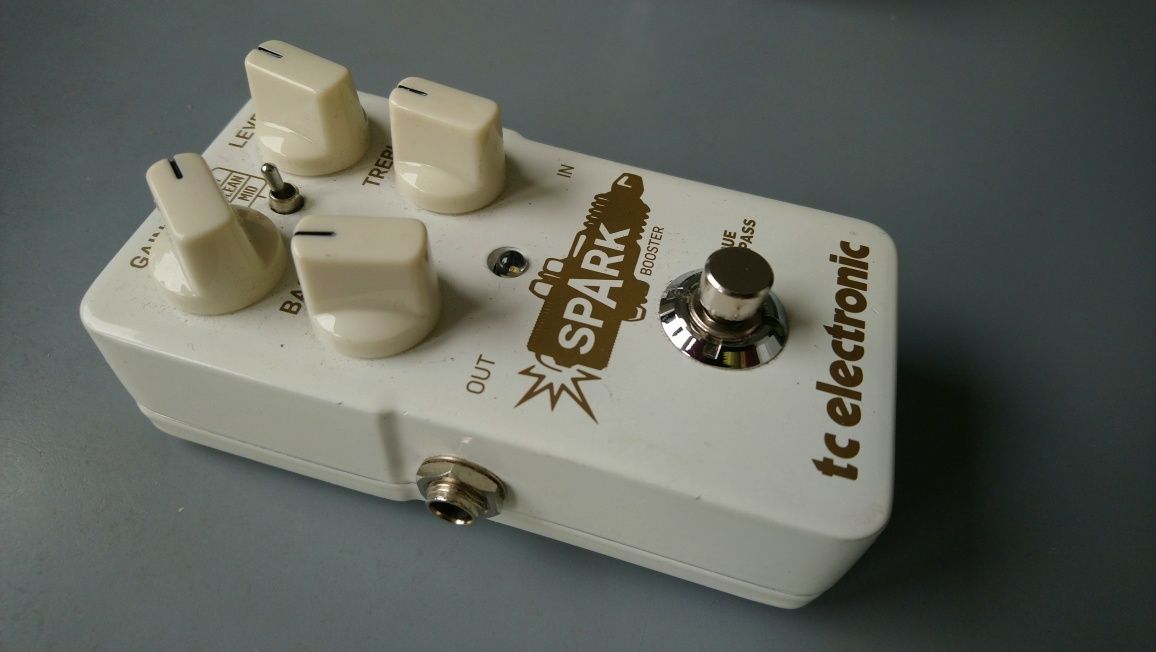 Booster Spark TC electronic, efekt gitarowy