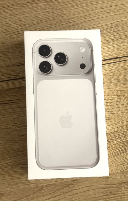 Iphone 17 Pro 256GB Silver USA