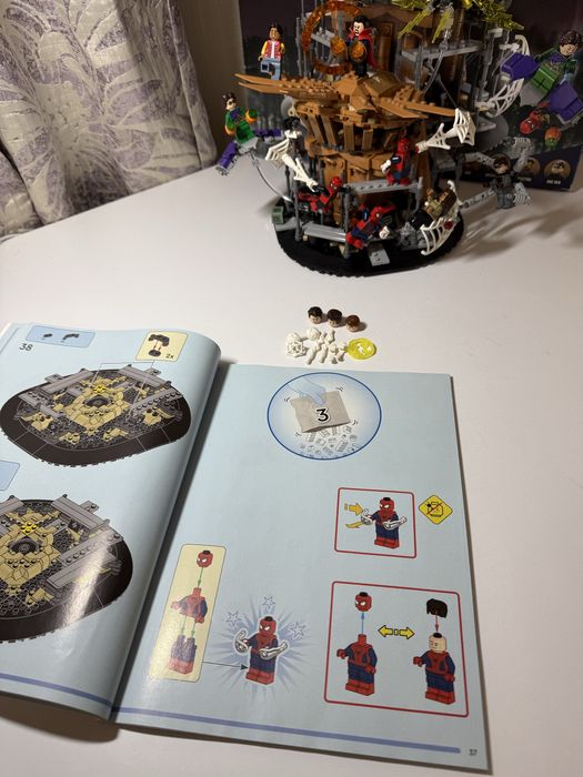 LEGO Marvel Вирішальний бій Людини-Павука 76261