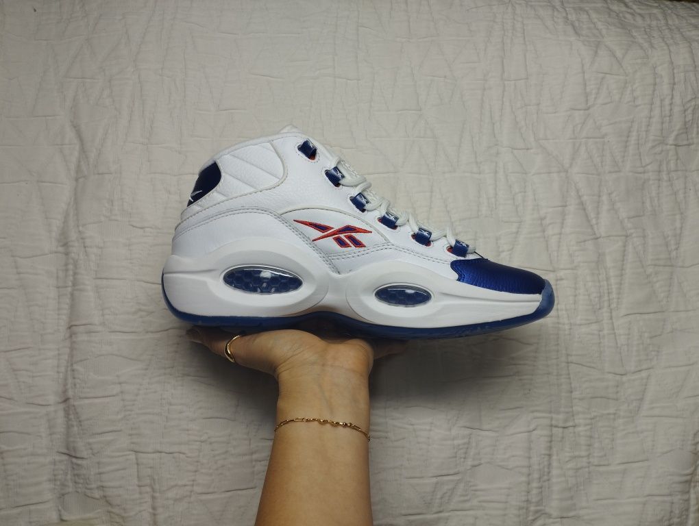 Кросівки шкіряні Reebok Question Mid (27 cm)
оригінал US9