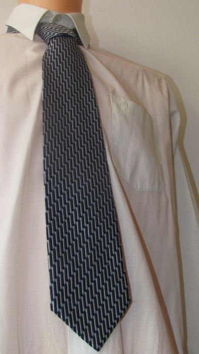 Elegancki Krawat jakich mało marki Fatalli Brazylia nr 33