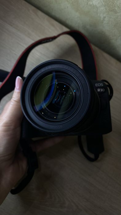 Фотоапарат Canon EOS R10+RF-S 18-150 IS STM