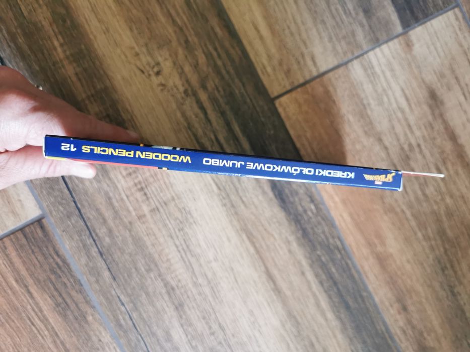 Kredki Jumbo 12 kolorów z motywem Spiderman nowe