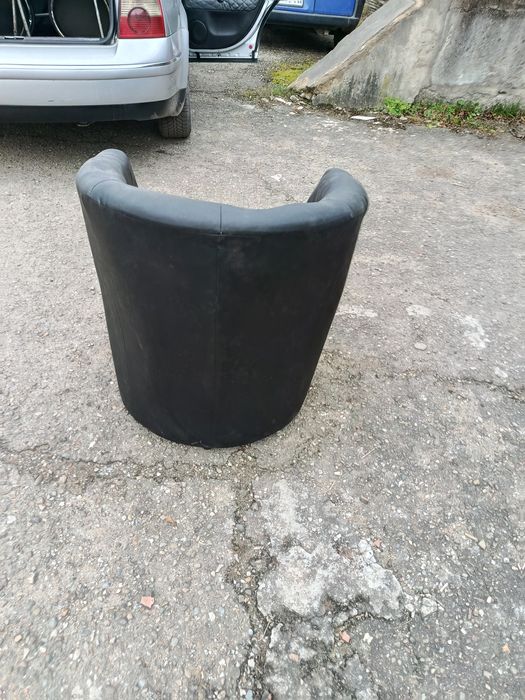 Стілець 6 штук .