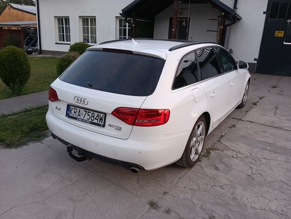 Audi a4 B8 Quattro 2008 manual  3.0 TDI avant panorama kombi 4x4 s4