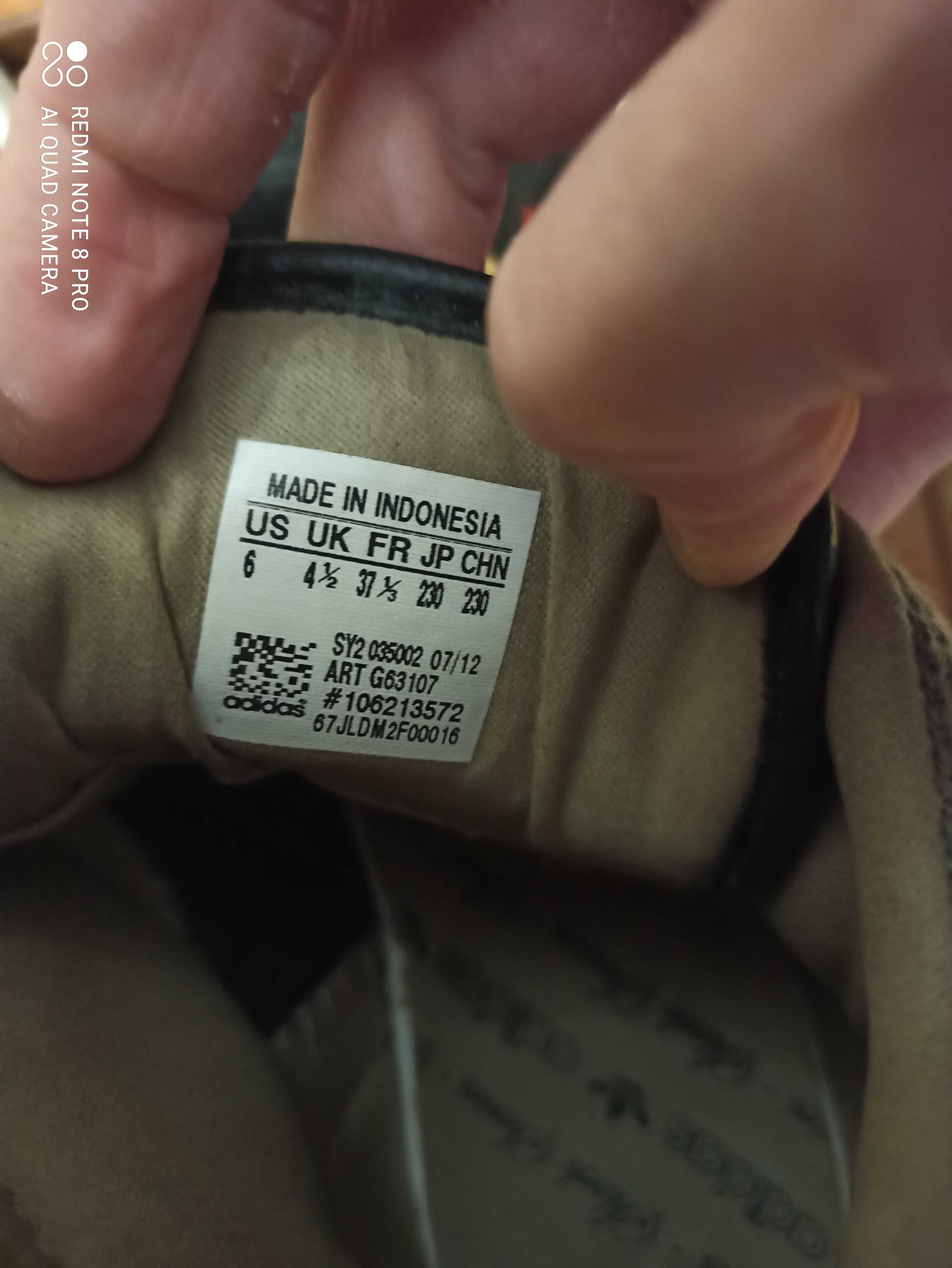 Кросівки жіночі adidas оригінал розмір 37